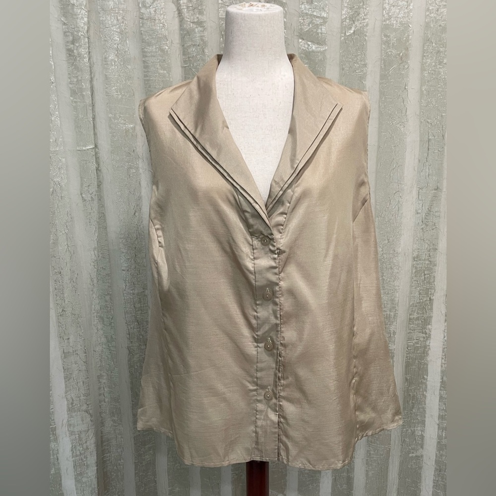 Jones New York sleeveless blouse